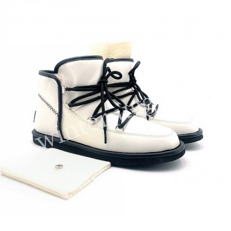 Ugg Lodge Mini Leather - White