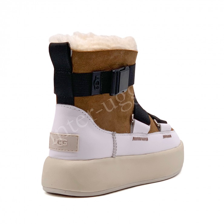 Женские UGG Boom Buckle Boots - Chestnut