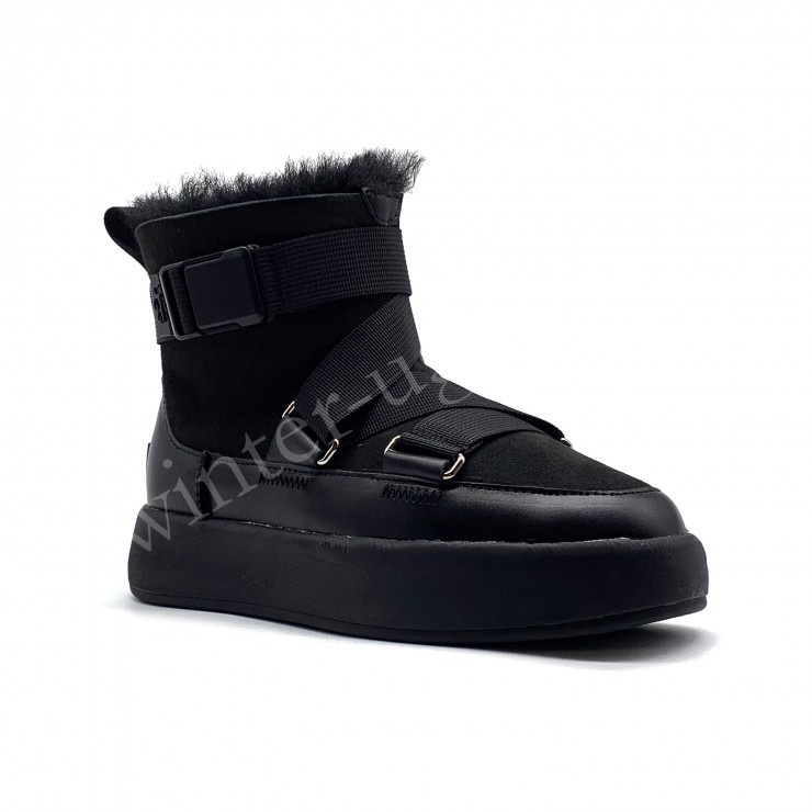 Женские UGG Boom Buckle Boots - Black